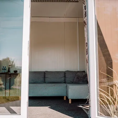 Hostel Pałac Pod Bocianim Gniazdem *