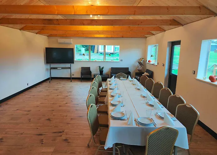 Palac Pod Bocianim Gniazdem * Runowo (Pomerania)