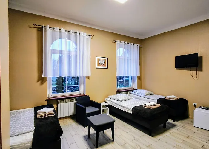 旅馆 Palac Pod Bocianim Gniazdem